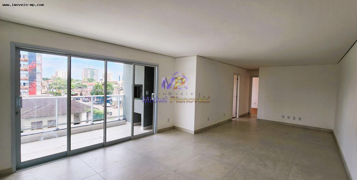 Apartamento à venda com 3 quartos, 108m² - Foto 4